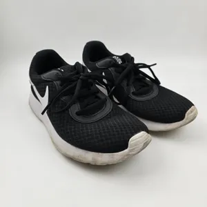Nike Womens Tanjun DJ6257-004 Black Running‎ Shoes Sneakers Size 7 thumbnail 2