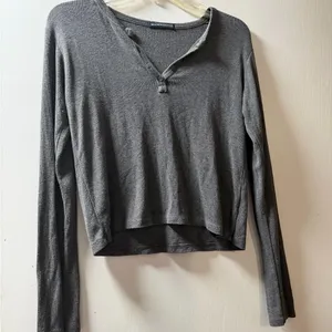 Brandy Melville Charcoal Long Sleeve Top thumbnail 3