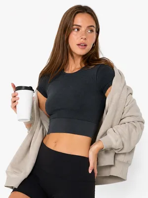 Aerie OFFLINE S True Black Seamless Ribbed Cropped Tee Gym Athleisure Top Lounge thumbnail 1