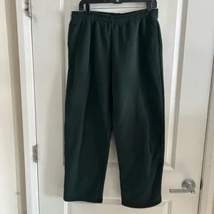 Vuori Forest Green Joggers thumbnail 6