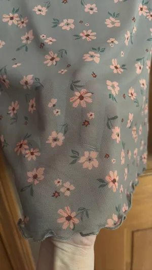 Sheer floral top Gray thumbnail 2