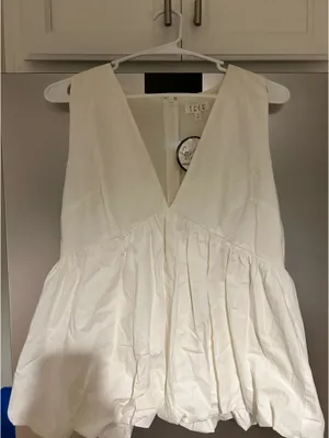 boutique top white thumbnail 1