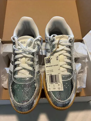 Women’s Adidas Breaknet Sleek sneakers thumbnail 3