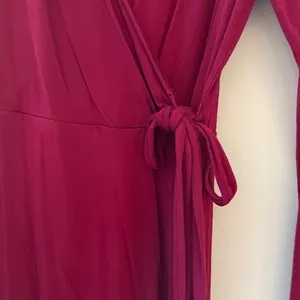 S- Ruby Red Express Wraparound Midi Semi-Formal V-Neck Dress‎ thumbnail 5