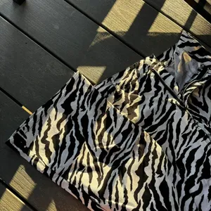 Motel Rocks Women's Zebra Jeans thumbnail 3