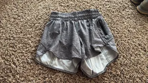 Lululemon Shorts thumbnail 5