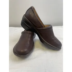Bass Sheen Women's Brown Clogs/ Shoes Size 7.5 SKU 2972 thumbnail 3