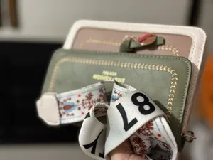 Source Unknown Olive Green and Dusty Pink Zip Wallet with Gold Stitching thumbnail 2