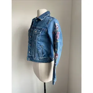LUCKY BRAND Embroidered Sleeve Blue Denim Jacket Womens Sz XS Trucker thumbnail 5