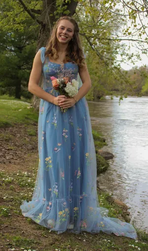 Prom Dress Blue With Embroidered Flowers thumbnail 4