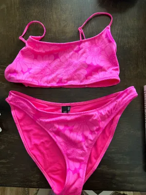 Triangl Bikini Set thumbnail 1