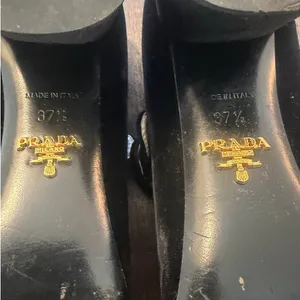Prada Black Velvet Mary Jane Block Heel Pumps Size 37.5/ 7.5 thumbnail 9