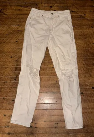 American Eagle cream distressed normcore 0 Mom jeans thumbnail 1