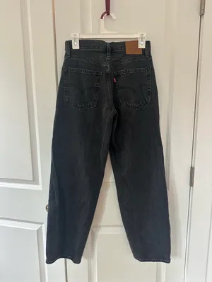 Levi’s Women’s Black Jeans  thumbnail 4