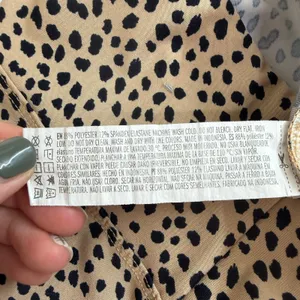 Forever 21 tan tummy control high waisted cheetah‎ biker yoga athletic shorts L thumbnail 7