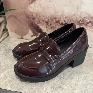 Dirty Laundry Burgundy Patent Faux Leather Chunky Heeled Loafers Women’s Sz 10 thumbnail 4
