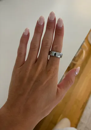 Oura ring- silver thumbnail 1
