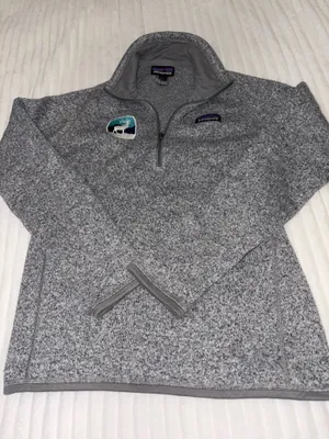 Women’s Patagonia Pullover 1/4 Zip Like New Size Medium thumbnail 1