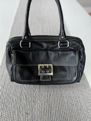 Vintage Y2K Wilson’s Leather Black Leather Purse with Oversized Silver Buckle thumbnail 2