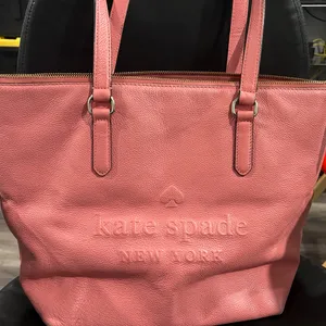 Pink Kate Spade Tote Bag with Pink Lining zip closure thumbnail 1