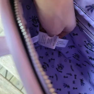 Boxlunch Exclusive Hello Kitty Purple Lilac Pastel Shoulder Bag thumbnail 12