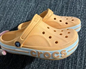 Crocs Iconic Comfort Bayaband Clogs Orange Womens Size 7 thumbnail 1