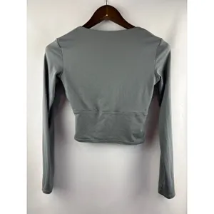 Women’s Halara Large Stone Gray Cropped Long Sleeve thumbnail 3