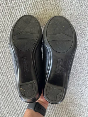 Naturalizer Black Croc-Embossed Block Heel Loafers Size 8 thumbnail 6