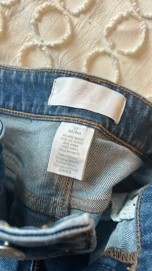 PINK Victoria's Secret studded jeans thumbnail 3