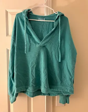 Old Navy Sweatshirt thumbnail 1