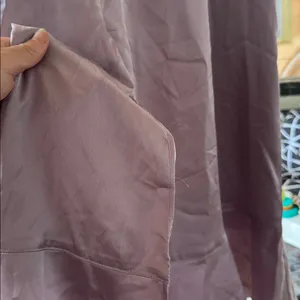 NEW w/o tags✨ SHOW ME YOUR MUMU Claire midi dress. Dusty purple Luxe Satin thumbnail 5