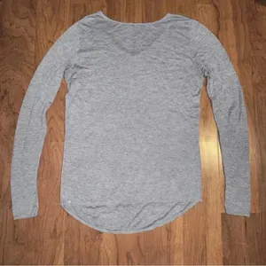 LULULEMON Bulux‎ Lightweight V Neck Sweater Grey Thumb Holes Medium thumbnail 2