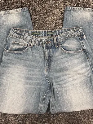 🌺WILD FABLE RELAXED 90’s STRAIGHT LEG JEANS SIZE 8🌺 thumbnail 3