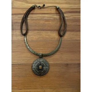 Vintage Tribal Statement Collar Necklace Aztec Disc Pendant Amber Stone Gold Ton thumbnail 3