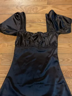 H&M Puff sleeve Dress thumbnail 4