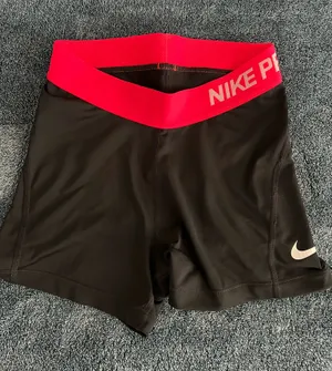 Nike Pro Spandex 3" thumbnail 1
