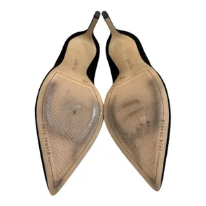Gianni Bini Black Pointed-Toe Suede Pumps thumbnail 6