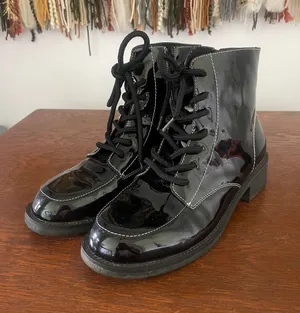 Black Patent Lace-Up Combat Boots size 7.5 like new thumbnail 1