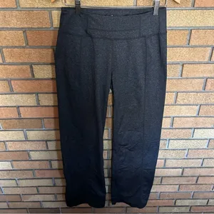 Prana Julia Straight Leg Yoga Pants Short Inseam Women’s Size Medium Dark Grey thumbnail 3