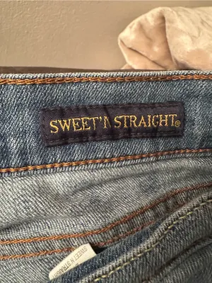 Lucky Brand Light Wash Women's Skinny Jeans thumbnail 4