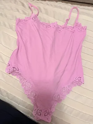 NWT SKIMS Fits Everybody pink Lace Trim Bodysuit XS (C4) thumbnail 4