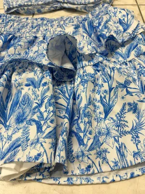 SheIn Vacation Themed Twist Knot Tube Top & Tiered Ruffle Skirt Set thumbnail 7