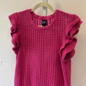 Gap Womens Pink Crochet Knit Ruffle Sleeve Sweater Top Size Medium Boho thumbnail 4