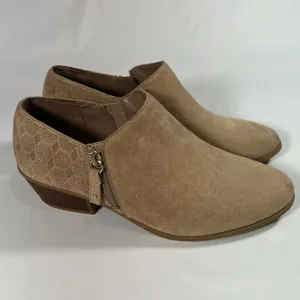 Dr. Scholl's Brief Women's‎ Ankle Booties 8M Taupe Suede Side Zip Memory Foam thumbnail 2