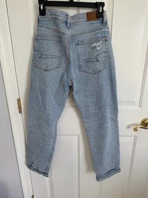 American Eagle High Rise Straight Jean thumbnail 4