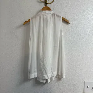 Anthropologie Cloth & Stone Neck Tie Sleeveless Blouse Size XS thumbnail 4
