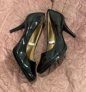 Merona Black Patent Leather High-Heel Pumps thumbnail 1