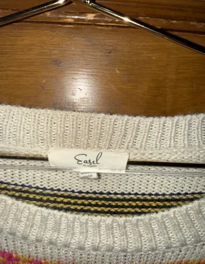 Sweater thumbnail 2