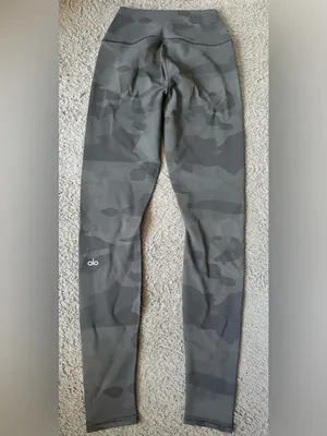 Alo Yoga The High-Waist Vapor Legging black camouflage size small thumbnail 2
