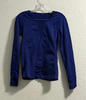 Fabletics Arta Compression Top Dark Purple Size S athletic shirt thumbnail 1